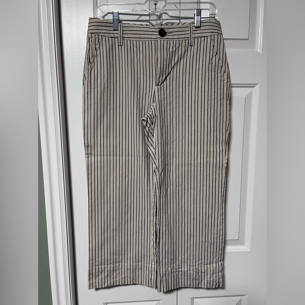 Cabi Coastal Cropped Pants Cream with blue stripes